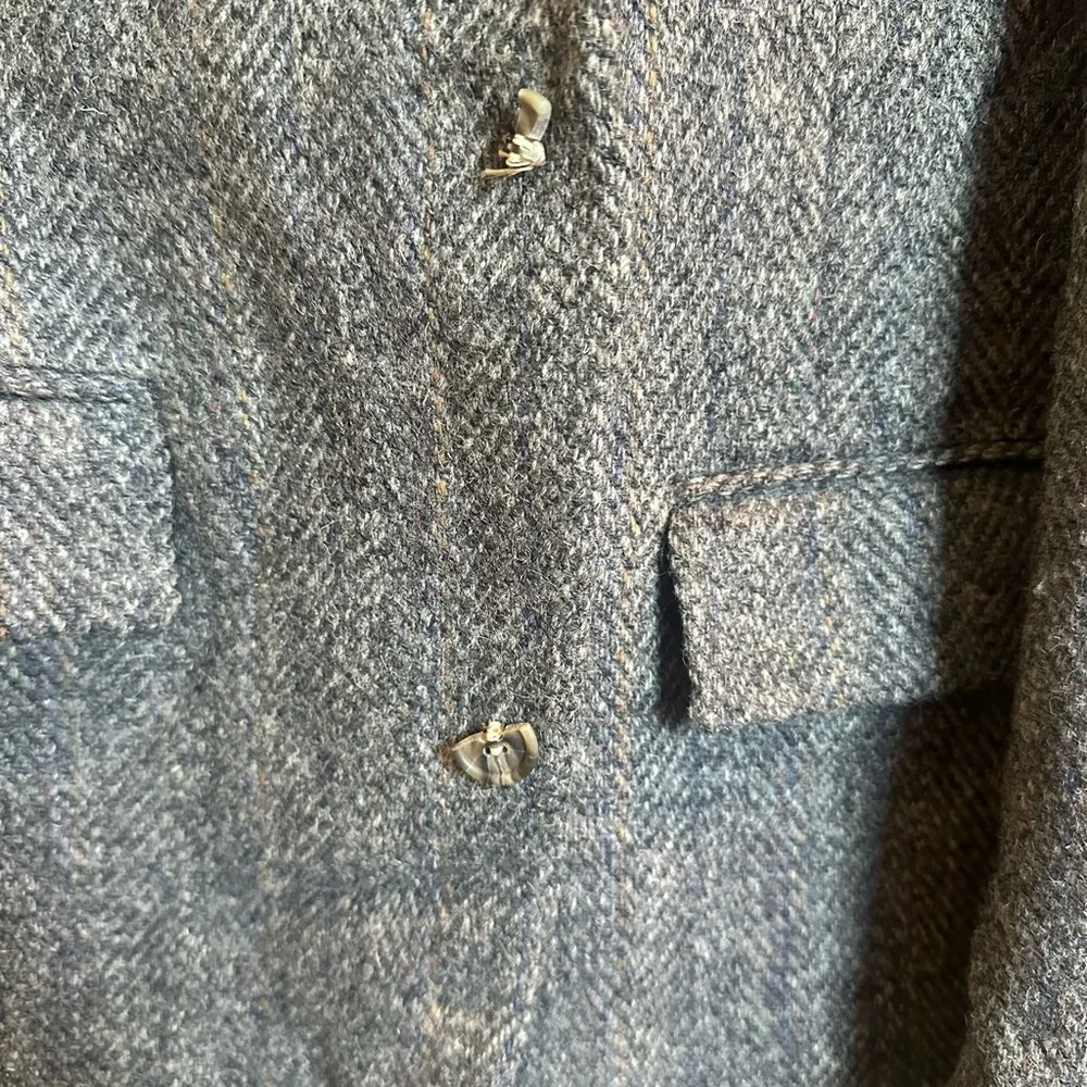Men's Herringbone Sport Coat in Charcoal Gray - Picture 6 of 6